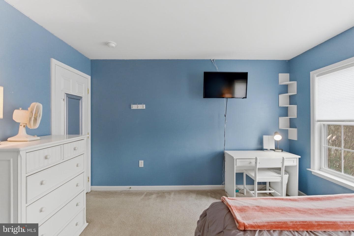 369 Rotterham Drive photo 33