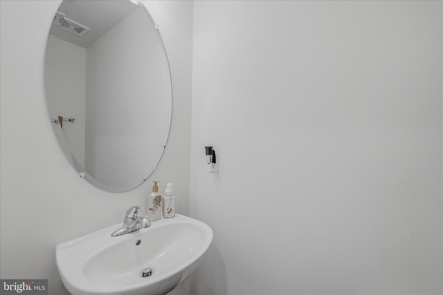 28 Gentle Breeze Drive photo 17