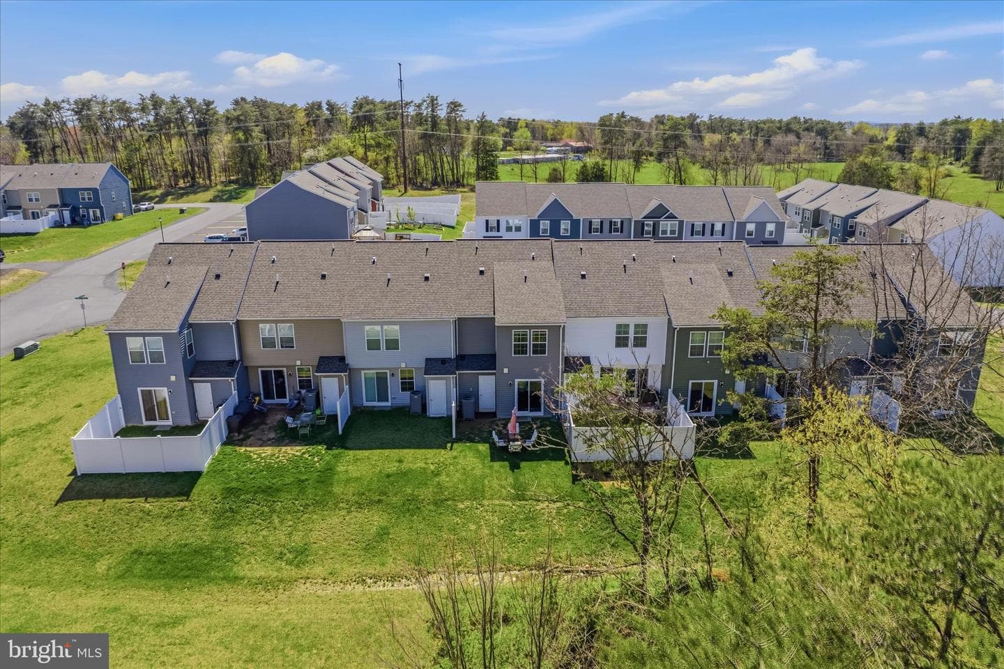 28 Gentle Breeze Drive photo 32