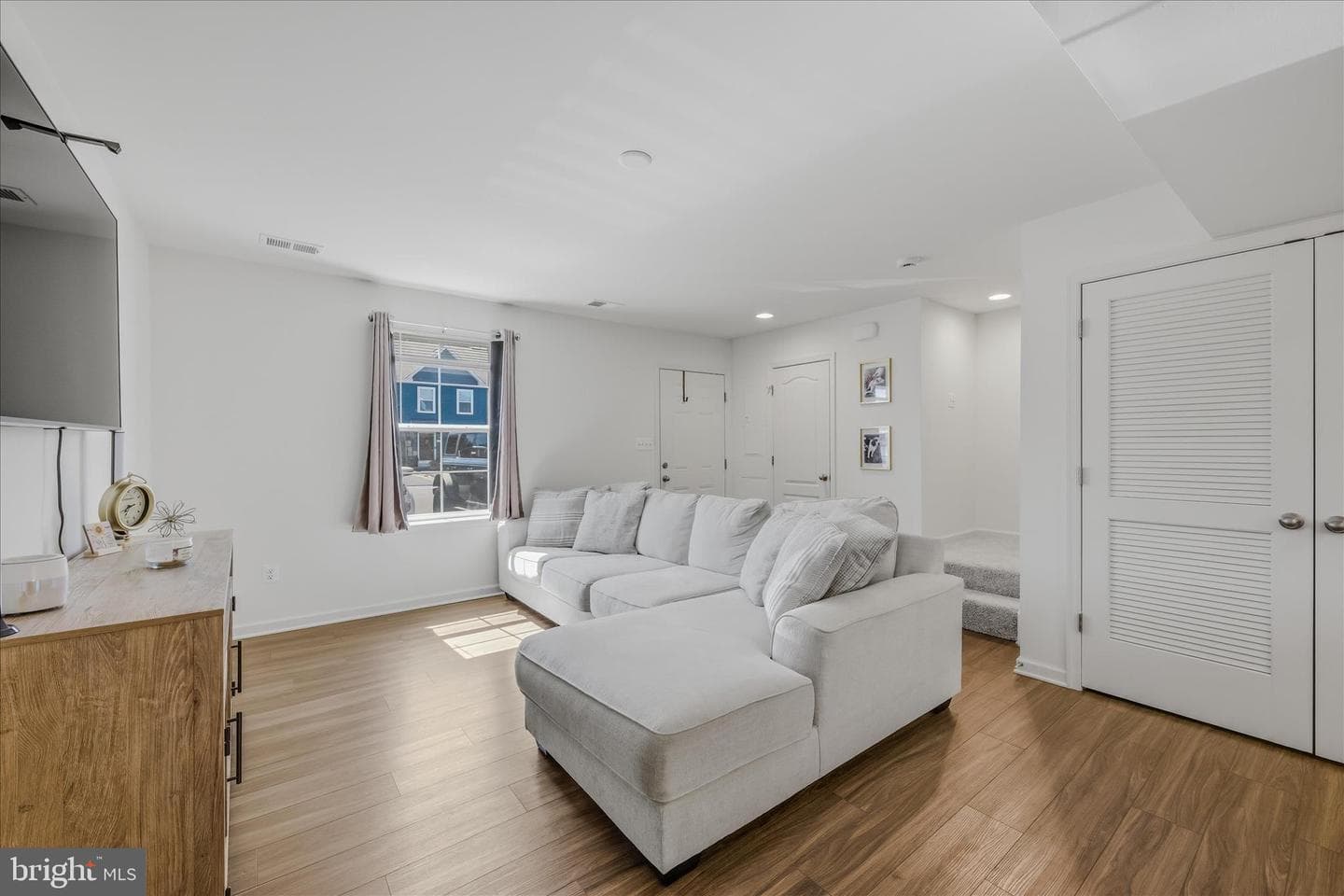 28 Gentle Breeze Drive photo 5