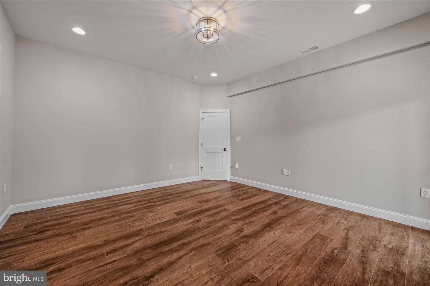 271 Cornelius Grove Road photo 82