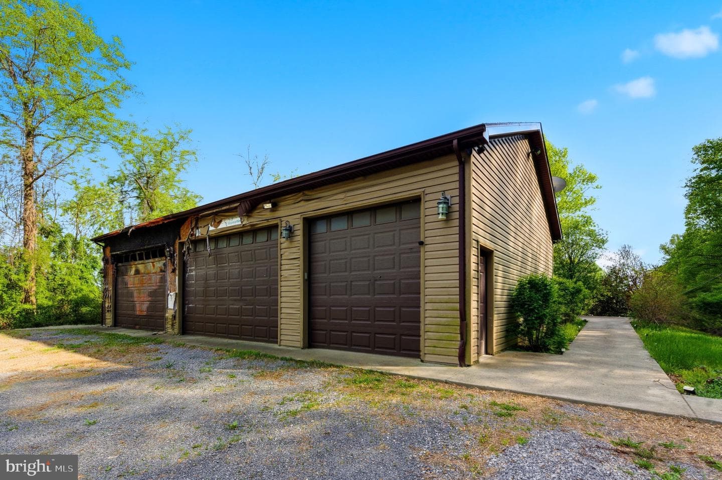 175 Rooney Road photo 18