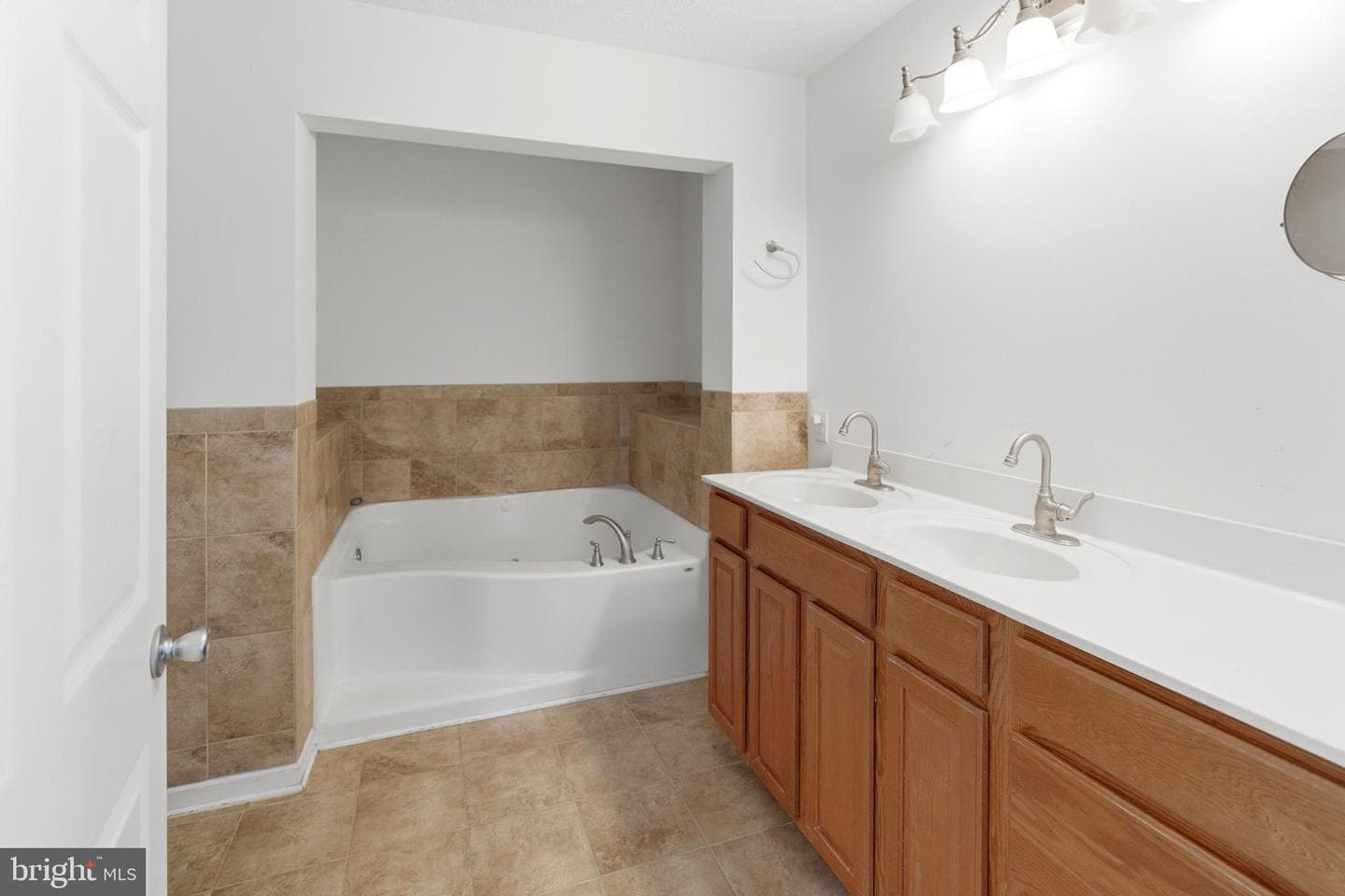 175 Rooney Road photo 51
