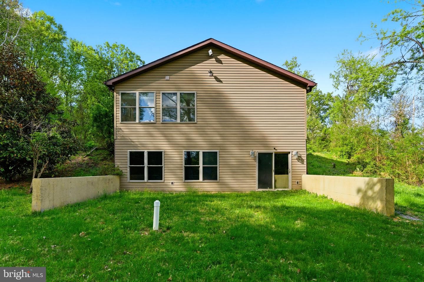 175 Rooney Road photo 72