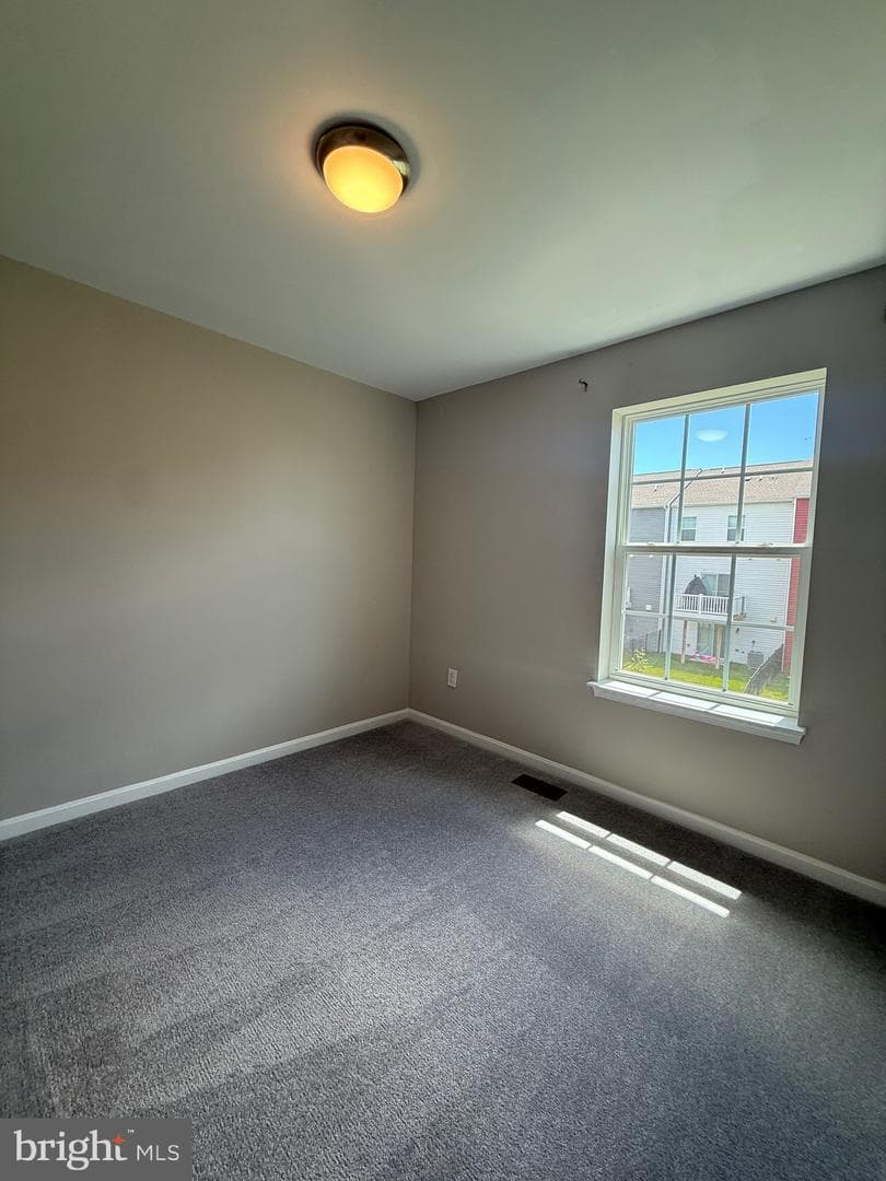 96 Vespucci Lane photo 18