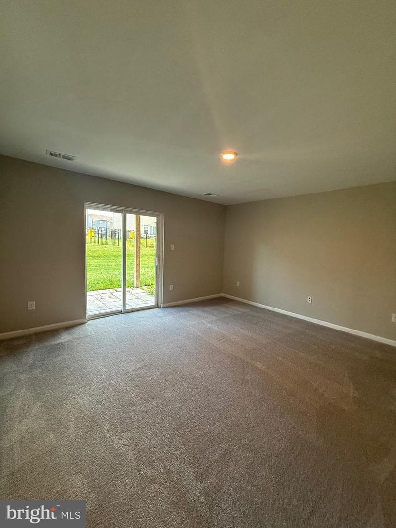 96 Vespucci Lane photo 7