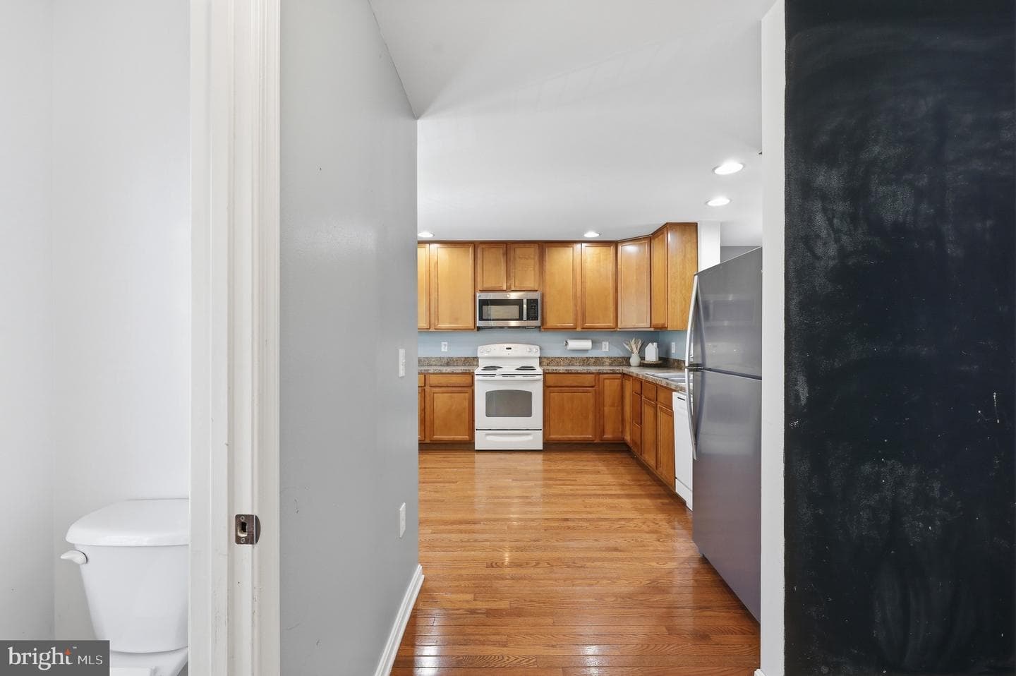 49 Teague Lane photo 3
