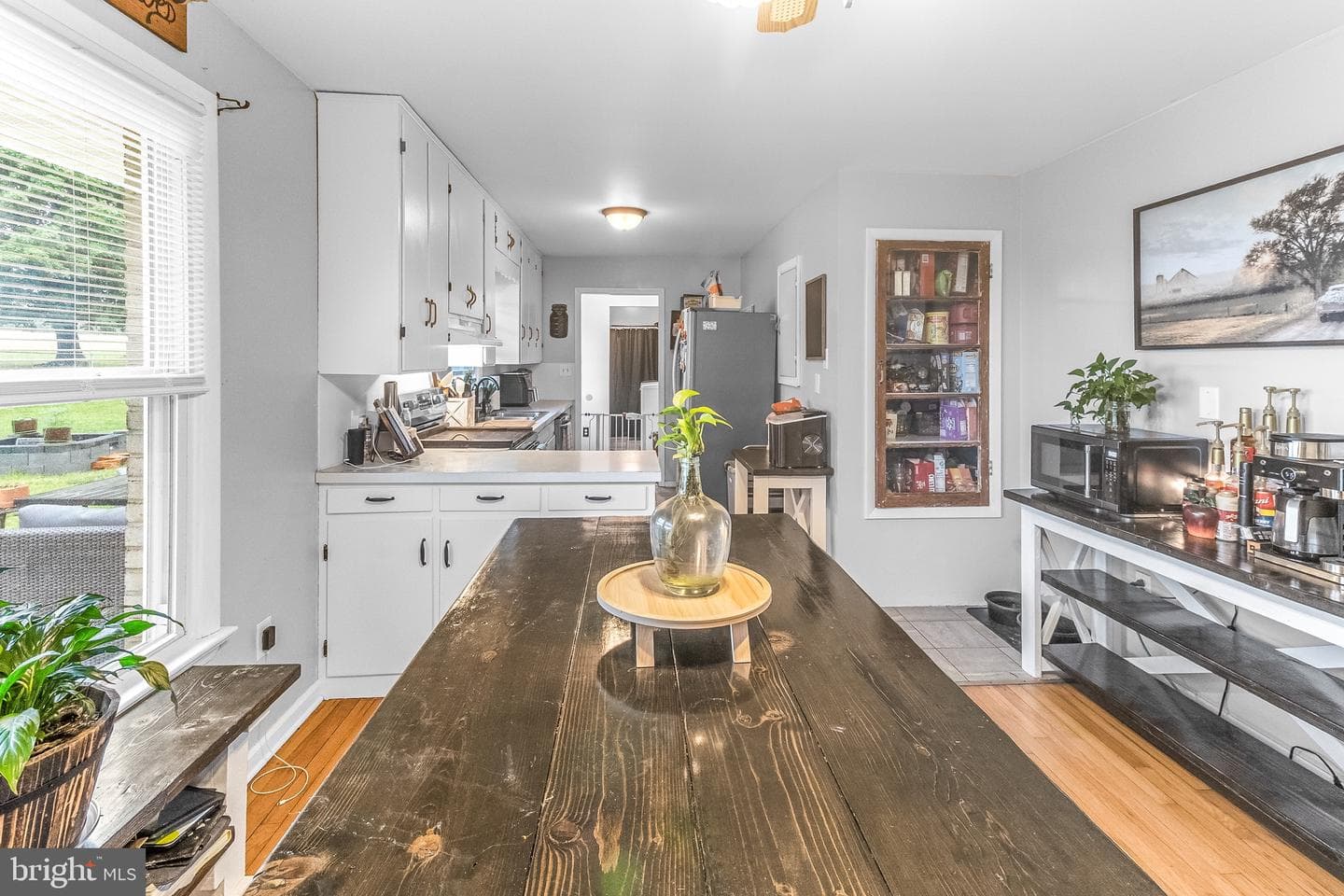 3877 Winchester Avenue photo 12