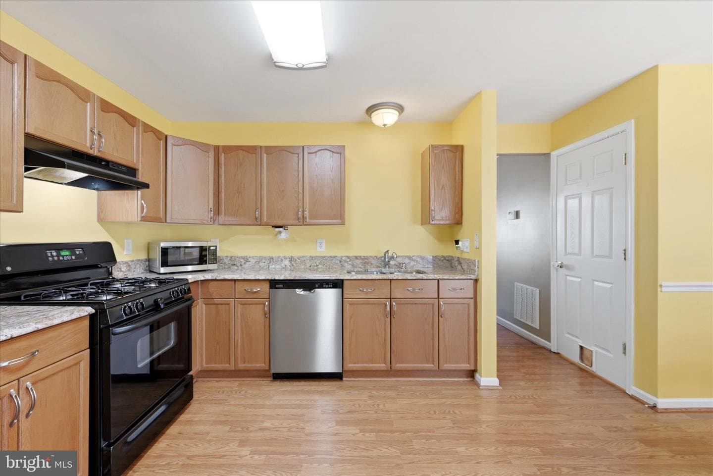 860 Marquette Drive photo 14