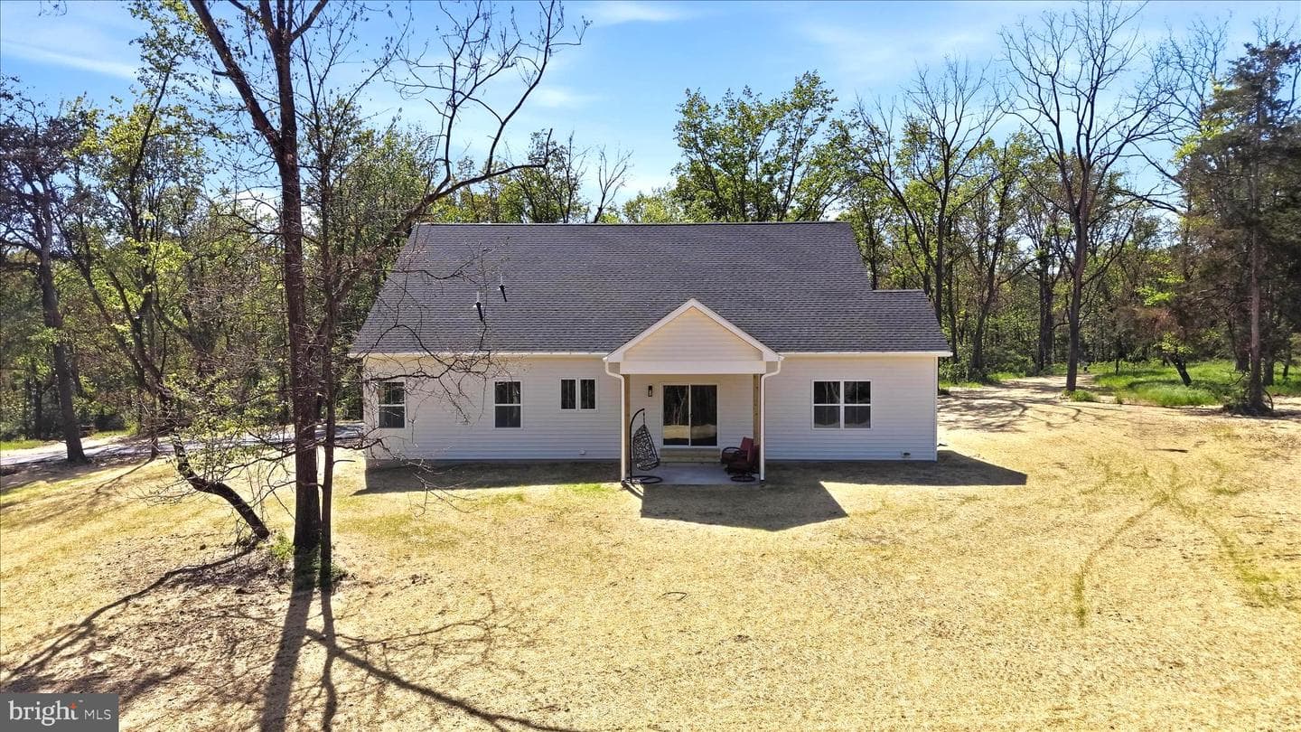 825 Avanti Drive photo 42