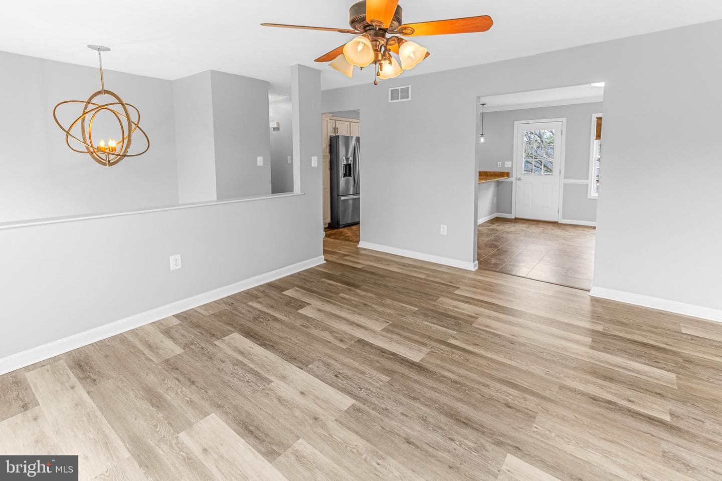 2471 Sulphur Springs Road photo 9
