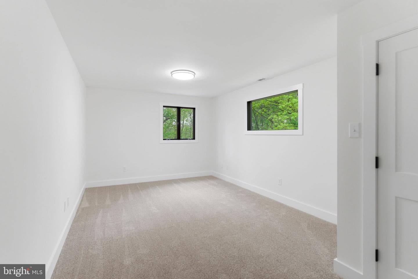 387 Weaver Lane photo 37