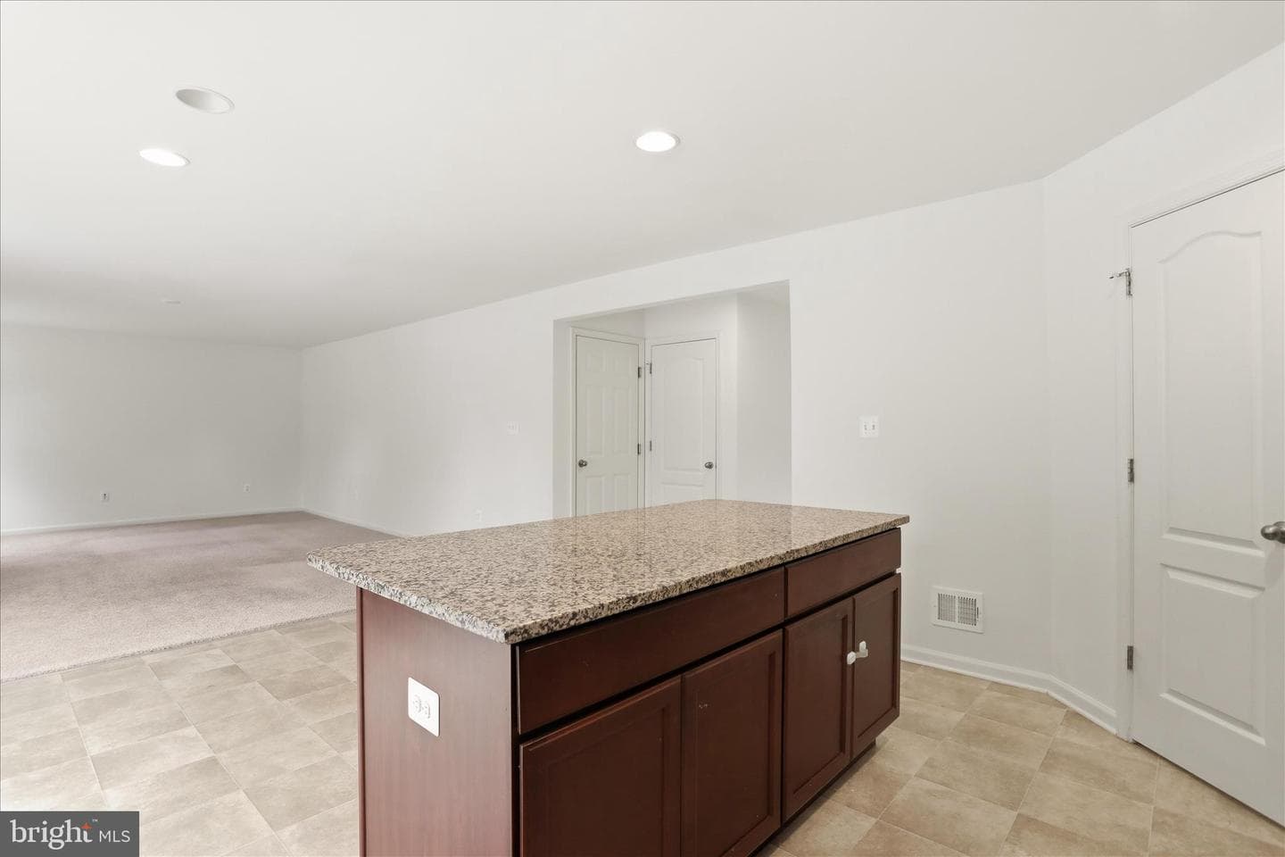 92 Belmont Place photo 18