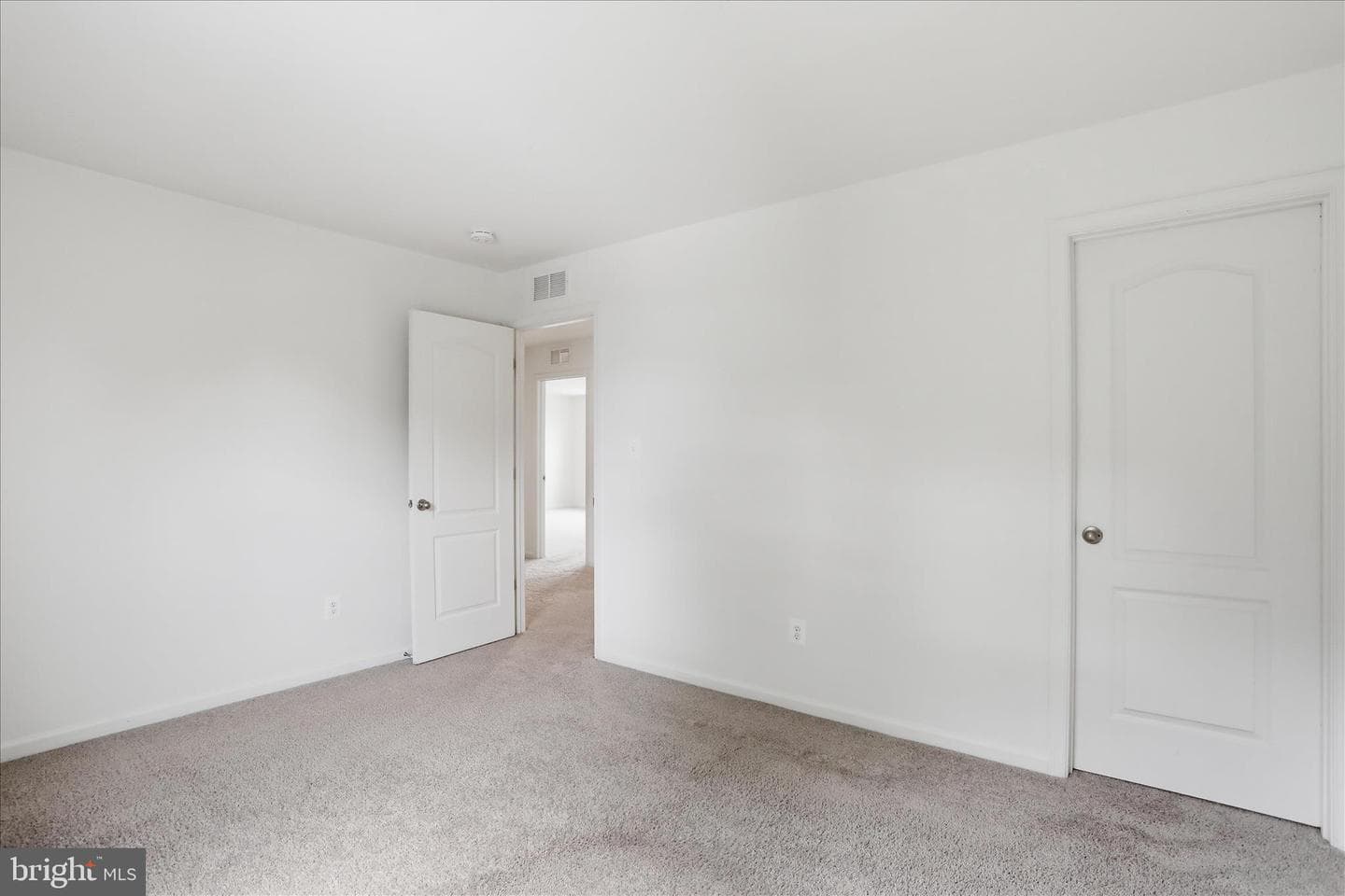 92 Belmont Place photo 25
