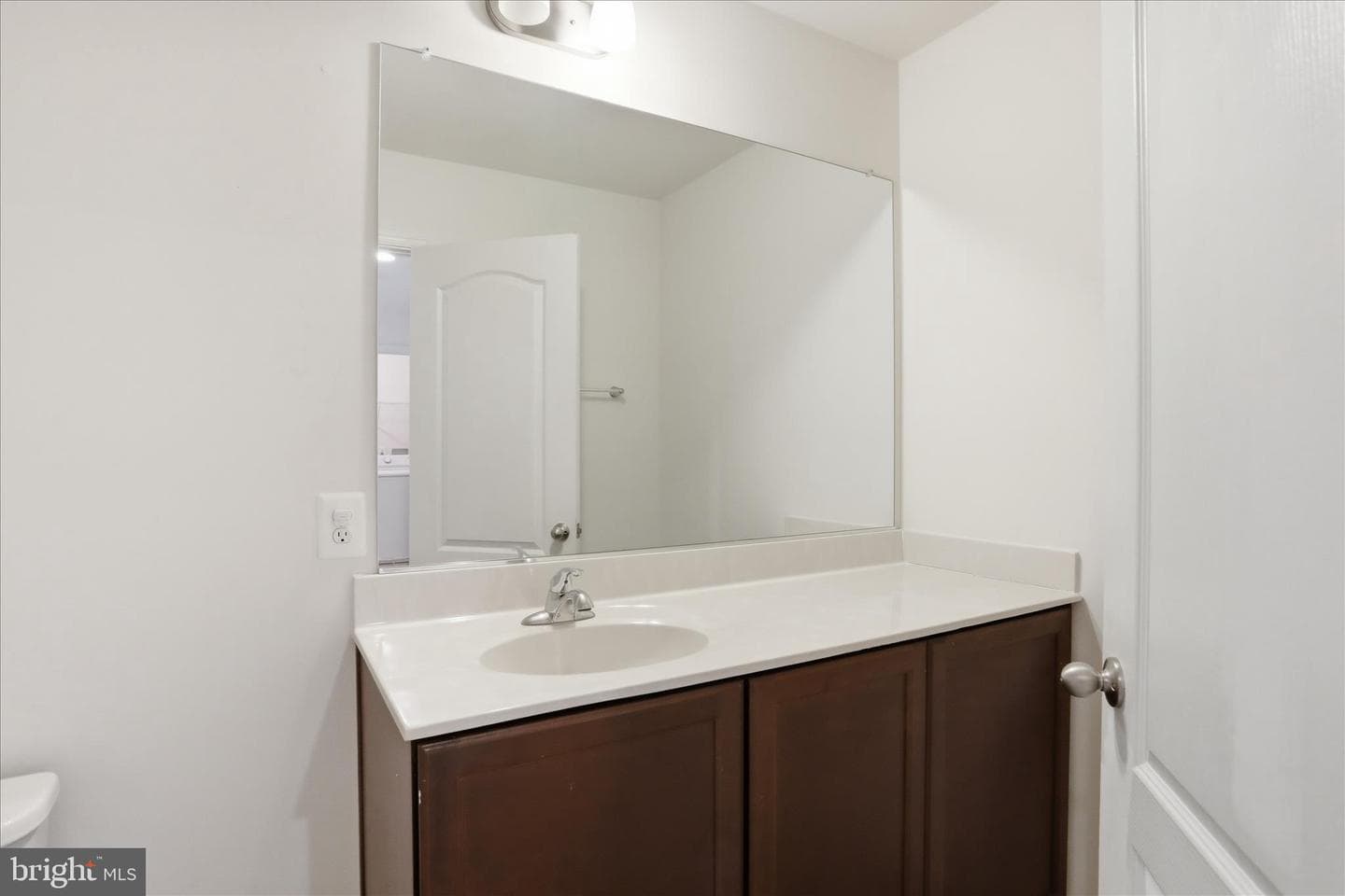 92 Belmont Place photo 27