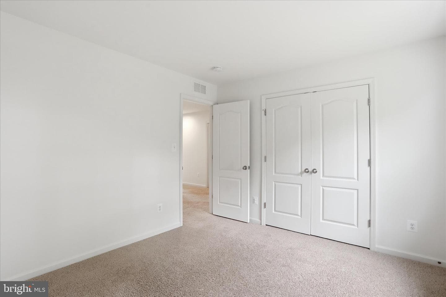 92 Belmont Place photo 33