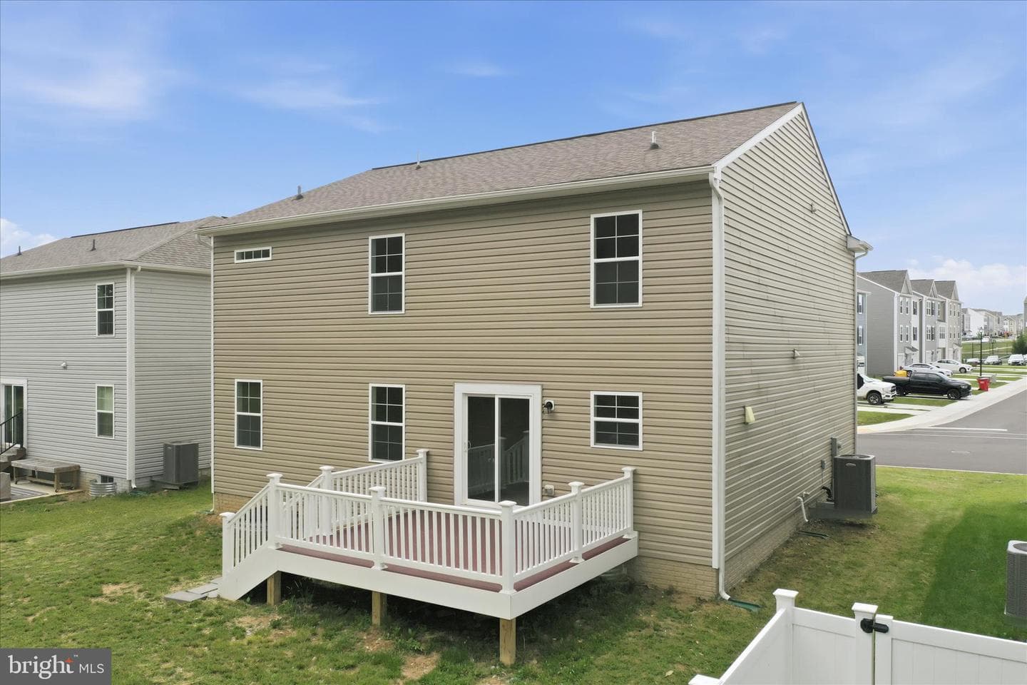 92 Belmont Place photo 44