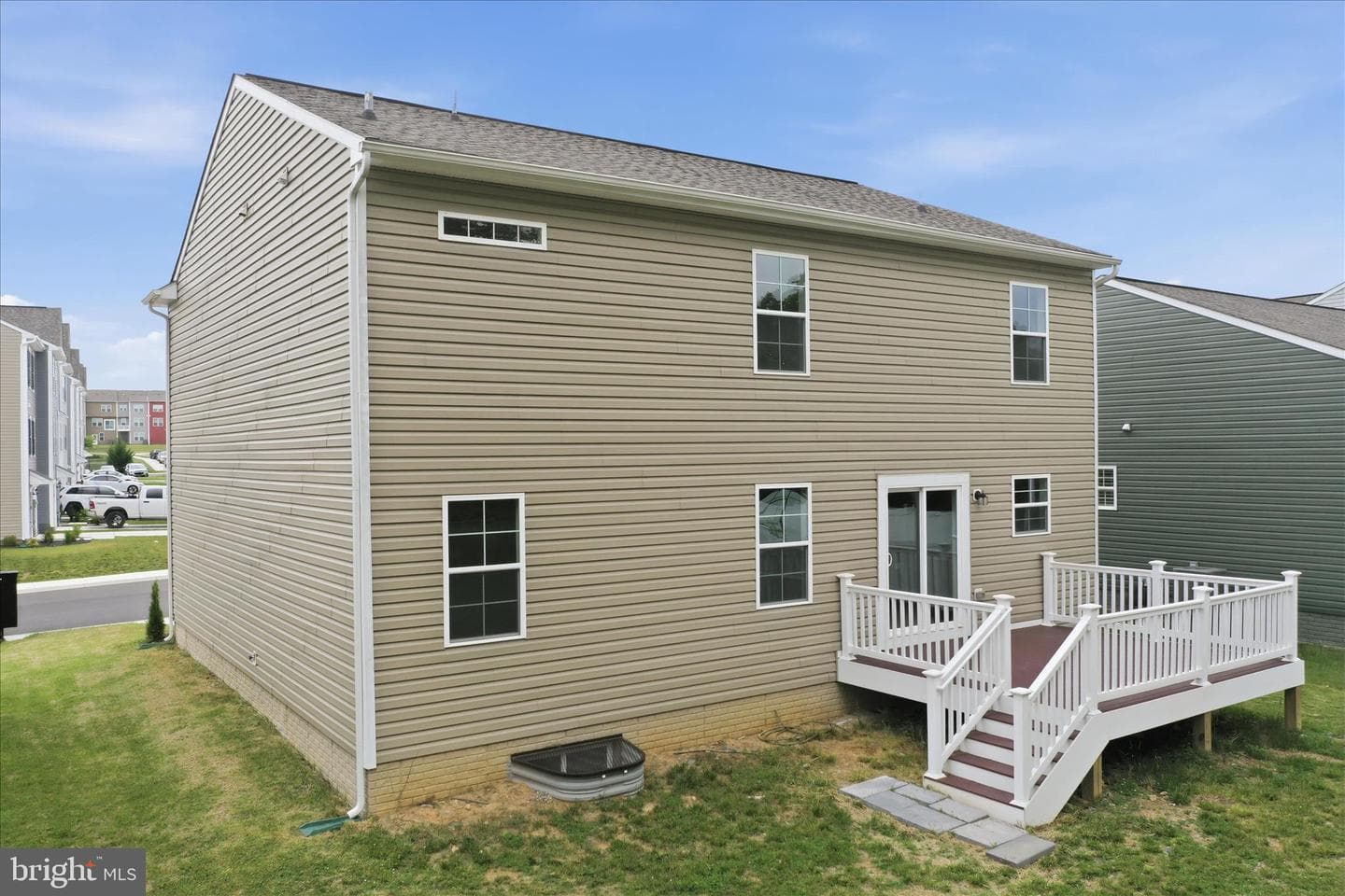 92 Belmont Place photo 46