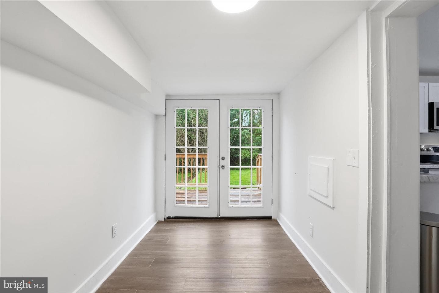 604 E Stephen Street photo 18