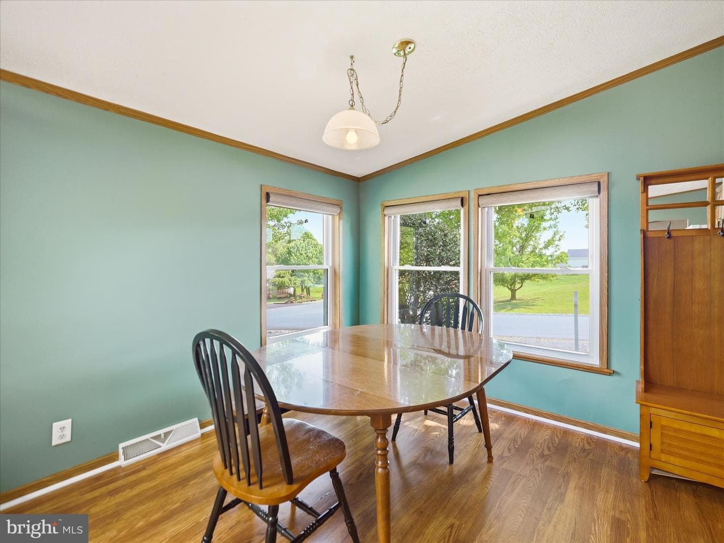 16 Teal Road N photo 6