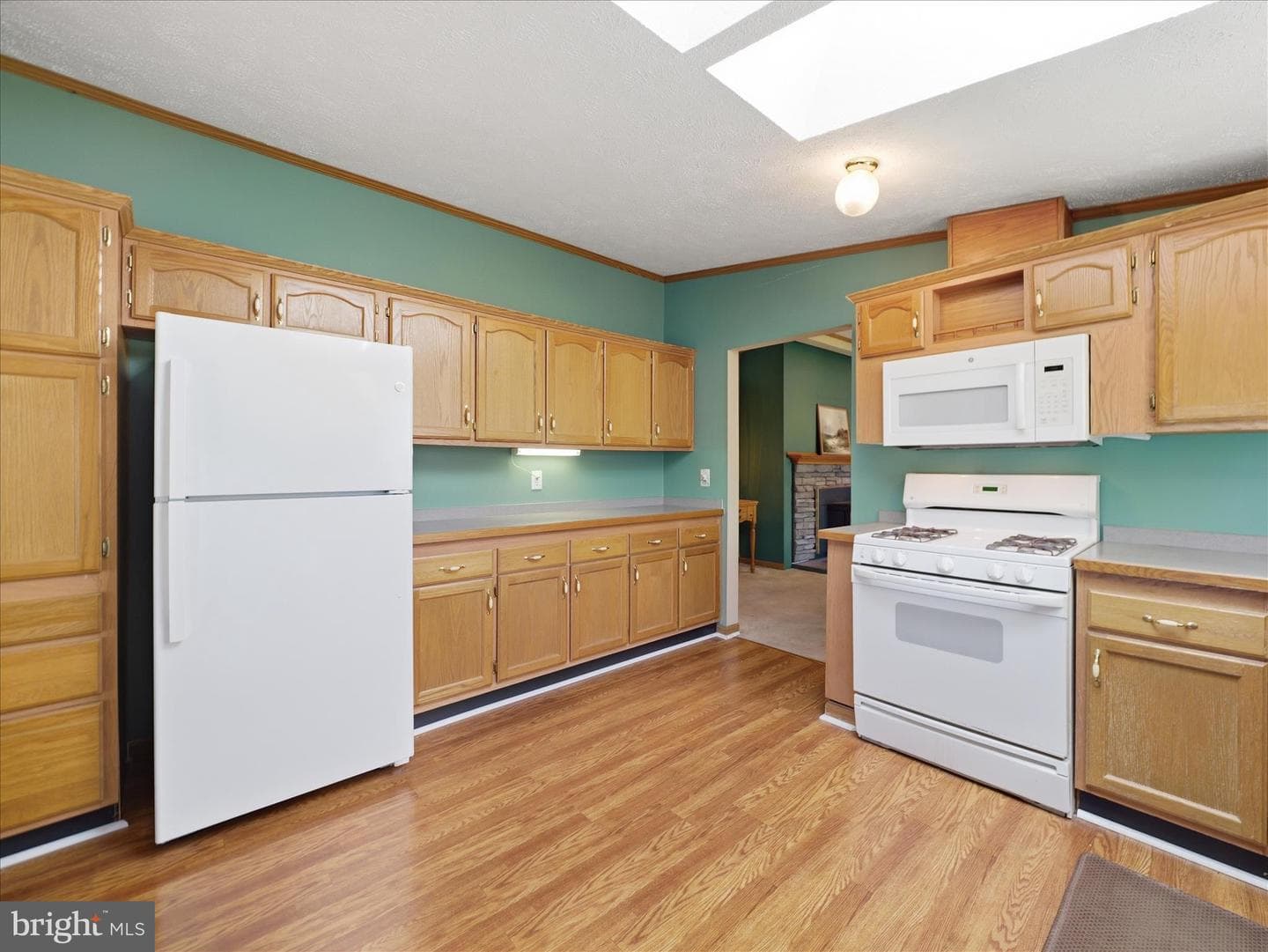 16 Teal Road N photo 8