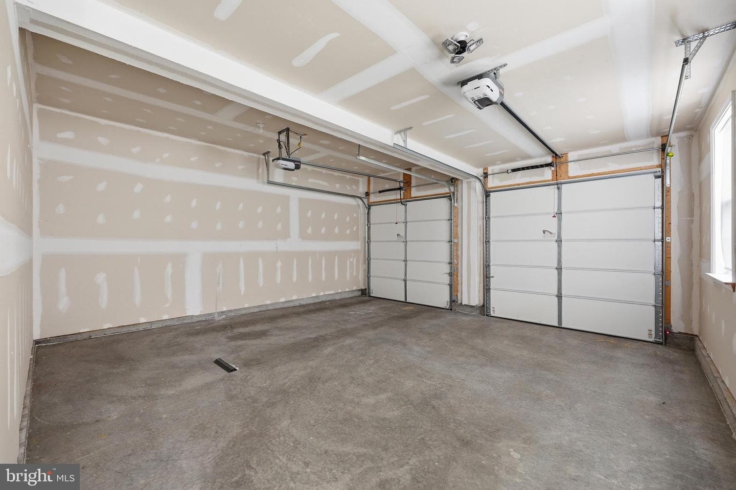 485 Underwood Drive photo 80