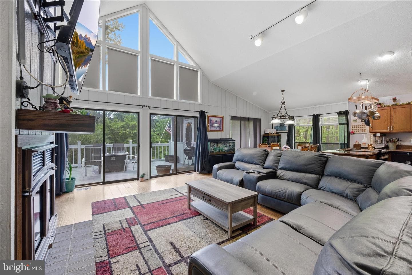 530 Tecumseh Trl photo 13