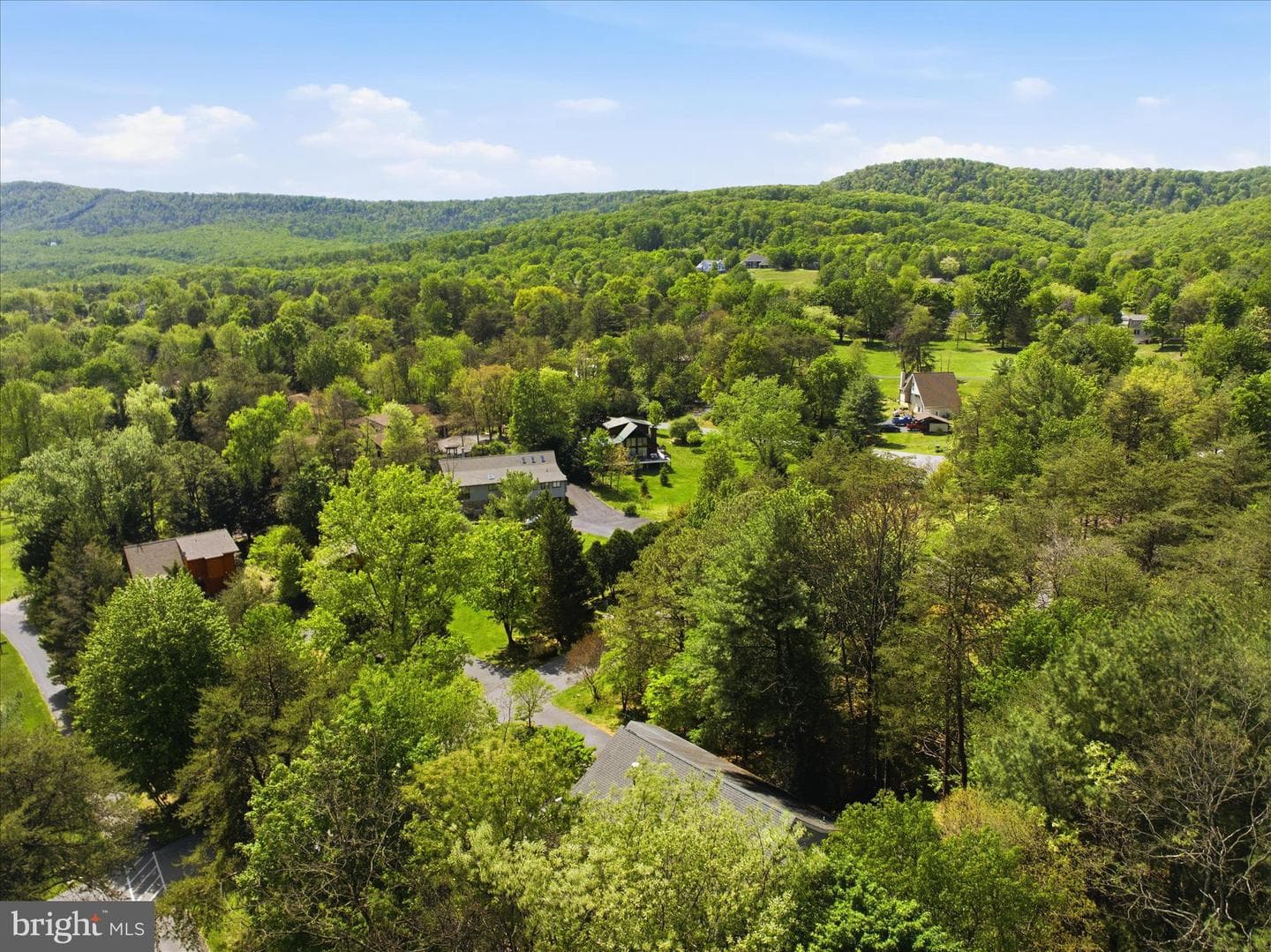 530 Tecumseh Trl photo 44