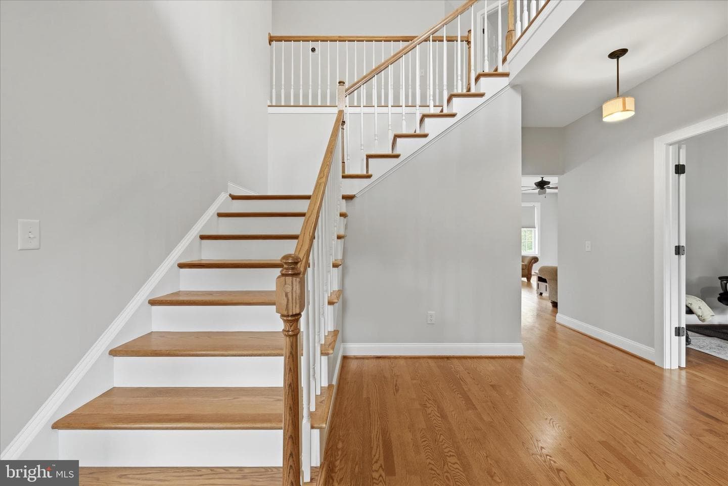 178 Stormfield Dr E photo 8