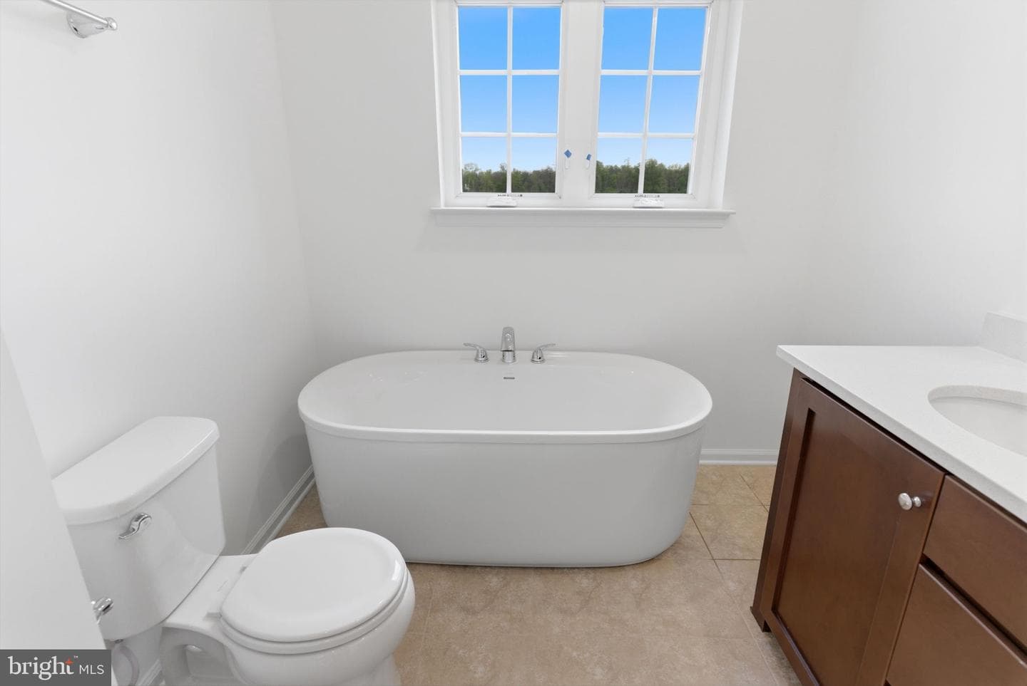 45 Scammel Drive photo 13