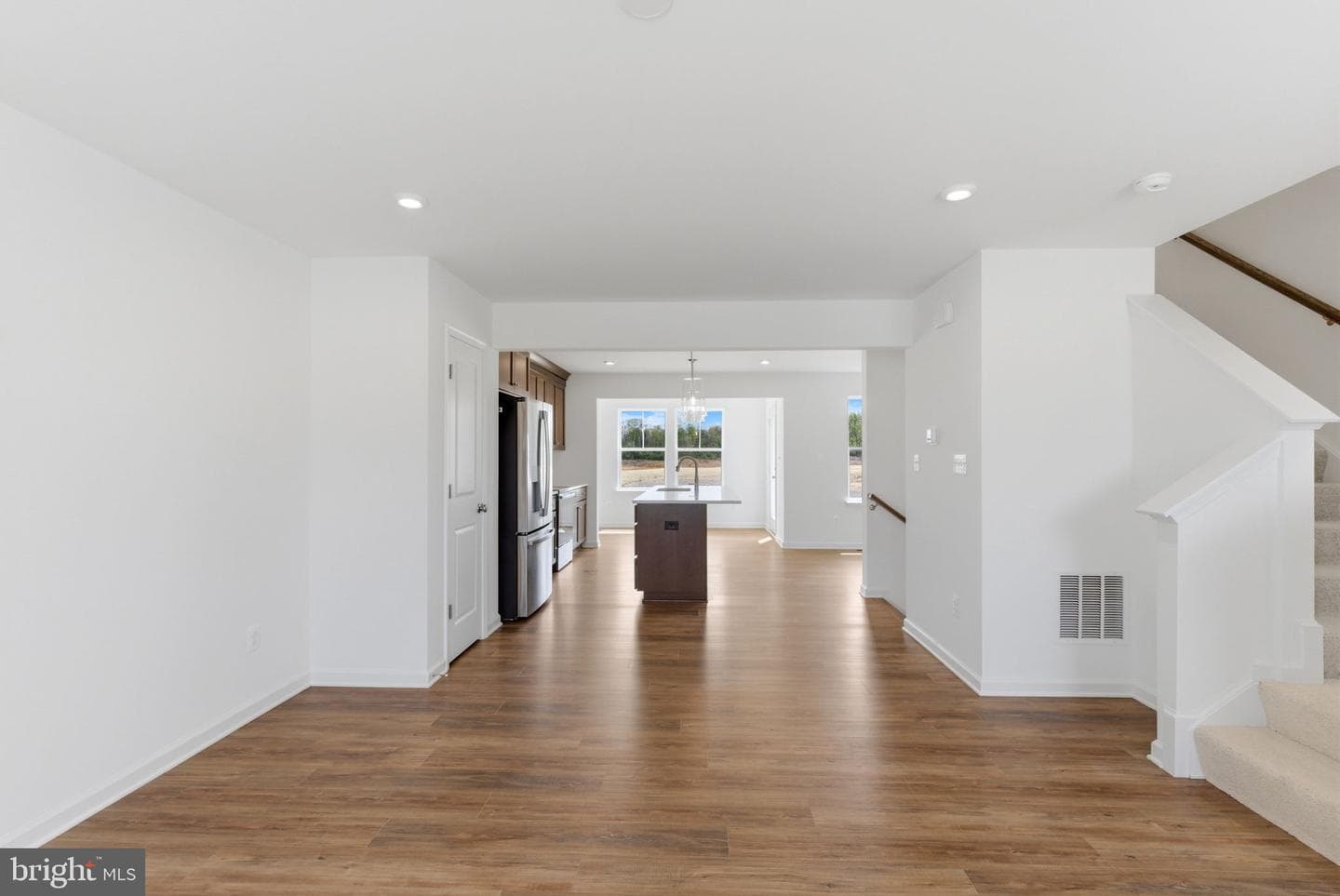 45 Scammel Drive photo 8