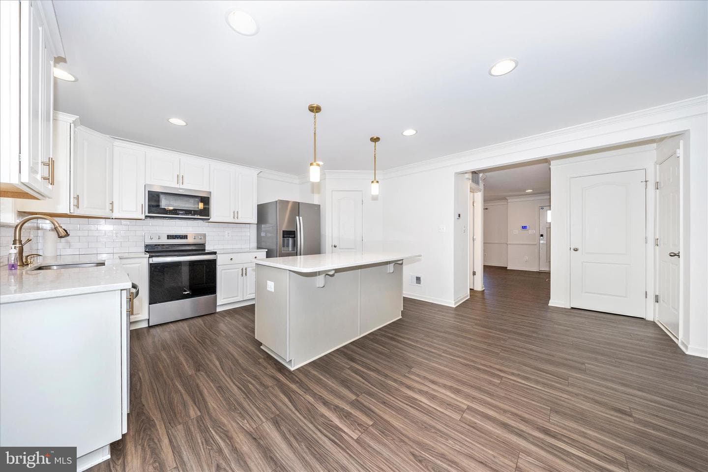 12 Belmont Place photo 3