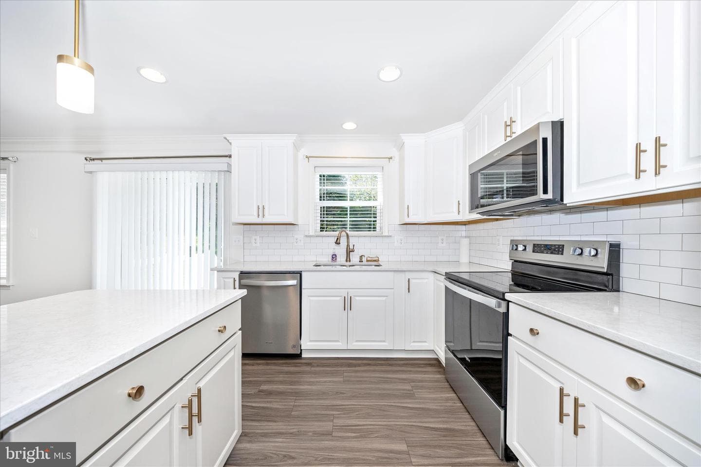12 Belmont Place photo 4