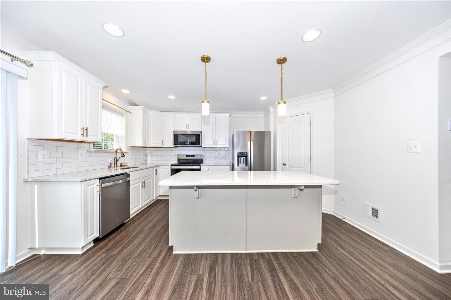 12 Belmont Place photo 6