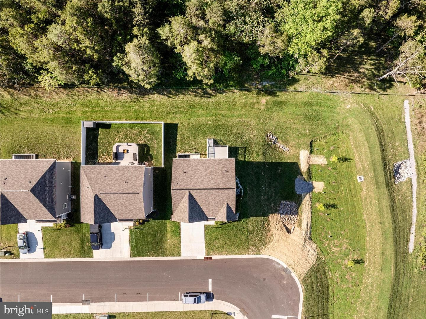 12 Belmont Place photo 60