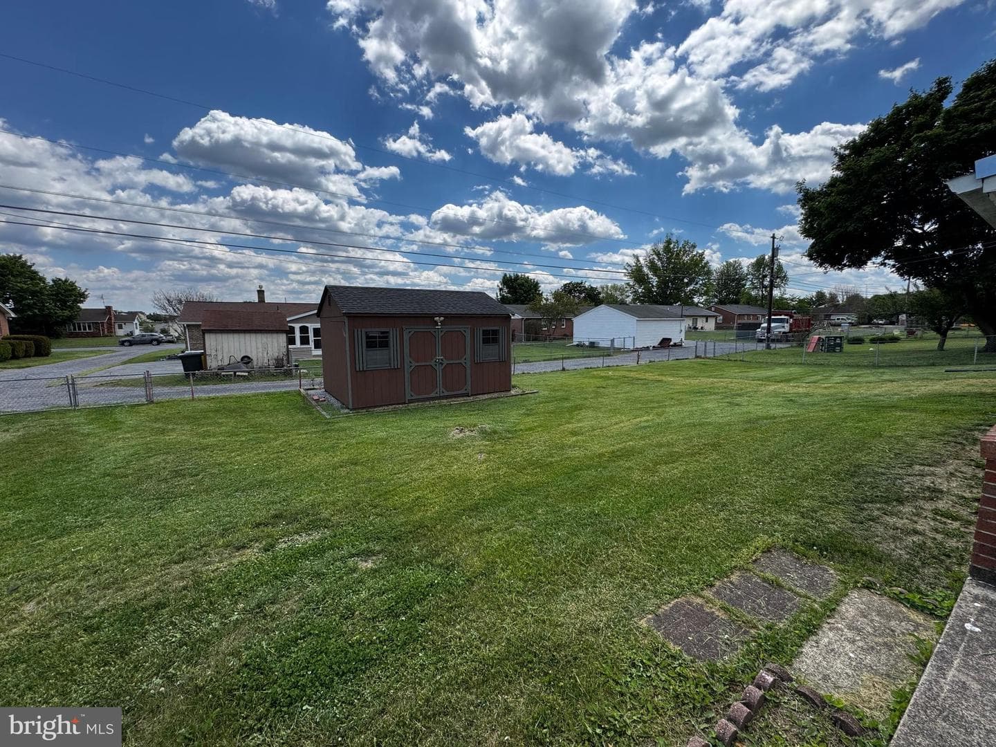 328 Richard Street photo 14