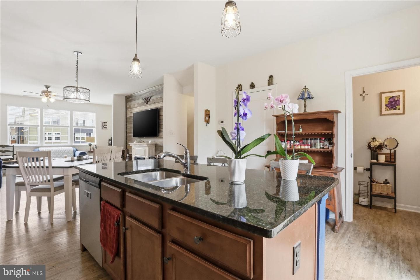 185 Magellan Drive photo 12
