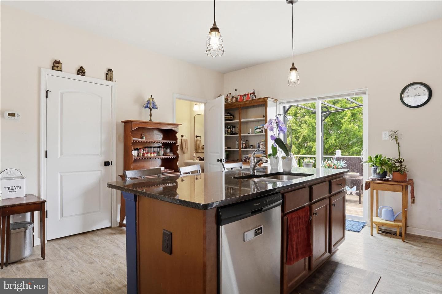 185 Magellan Drive photo 16