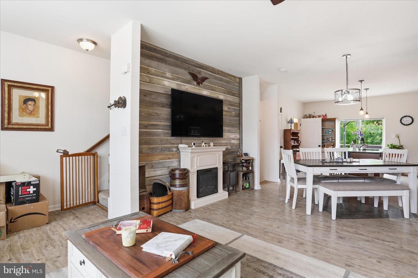 185 Magellan Drive photo 8