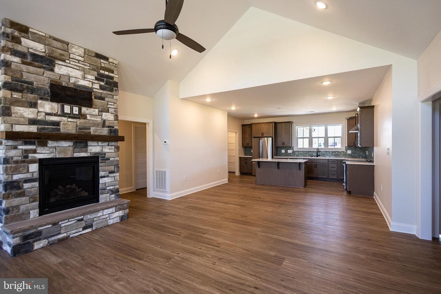 70 Midland Court photo 15