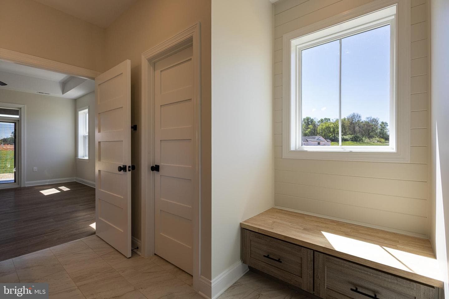 70 Midland Court photo 32