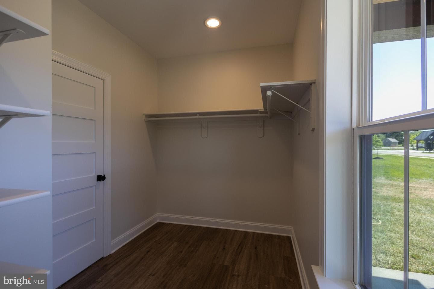 70 Midland Court photo 35