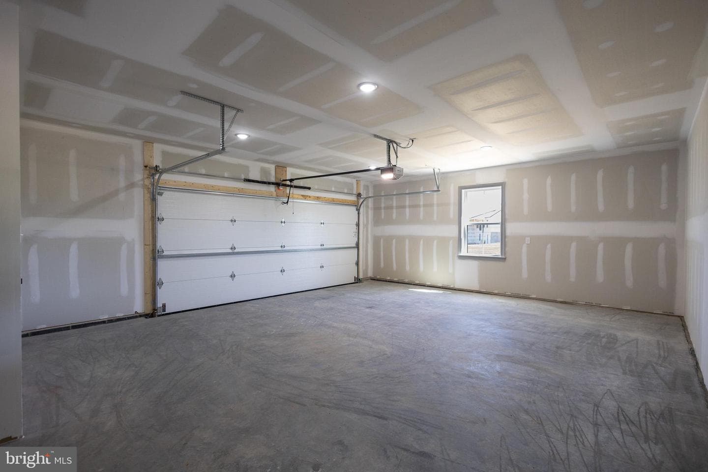 70 Midland Court photo 46