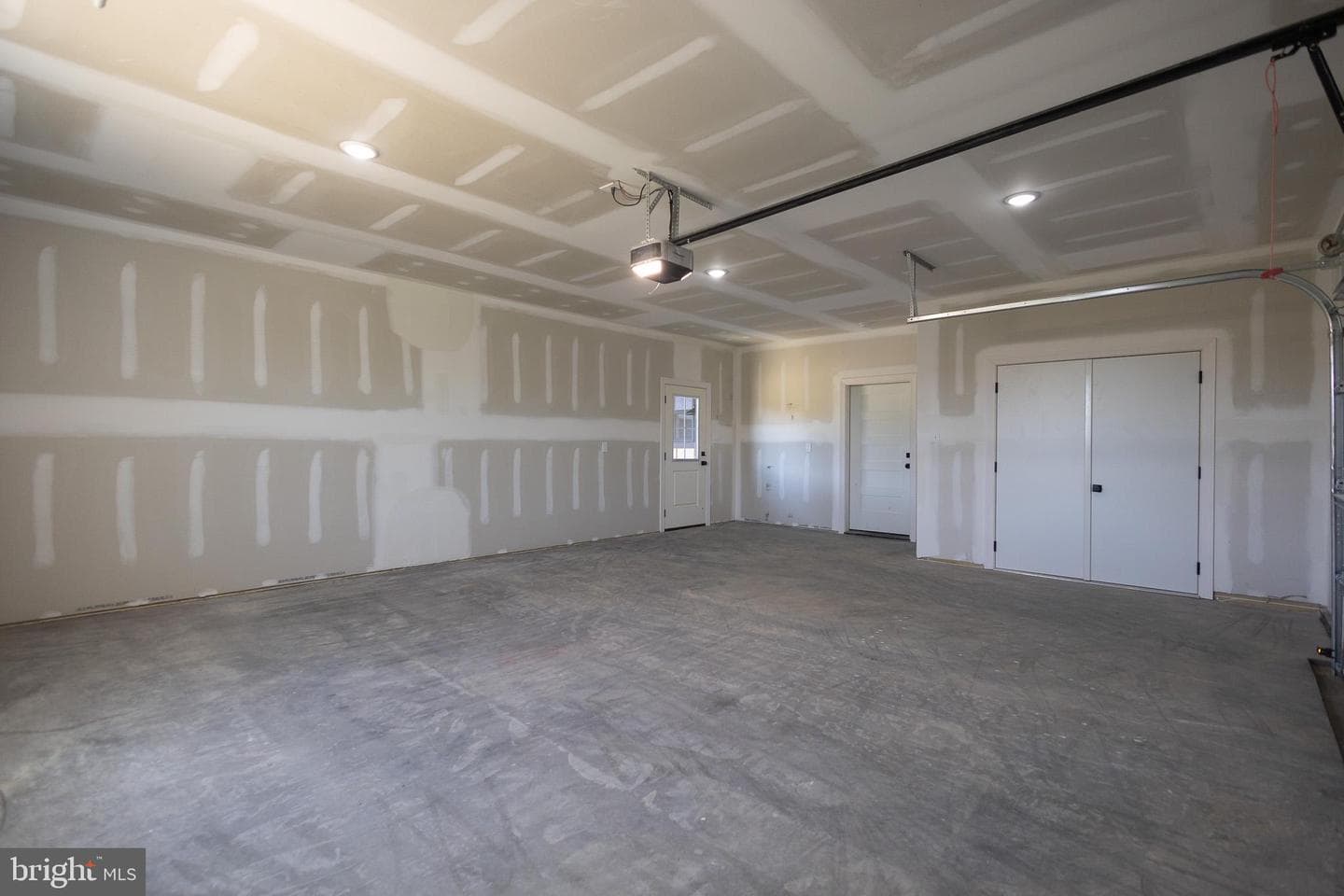 70 Midland Court photo 47