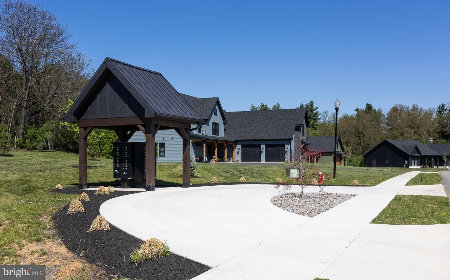 70 Midland Court photo 49