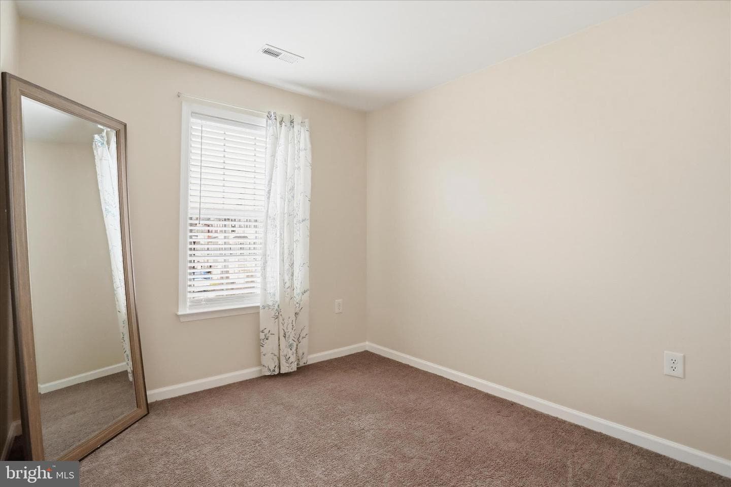 97 Quince Tree Dr photo 18