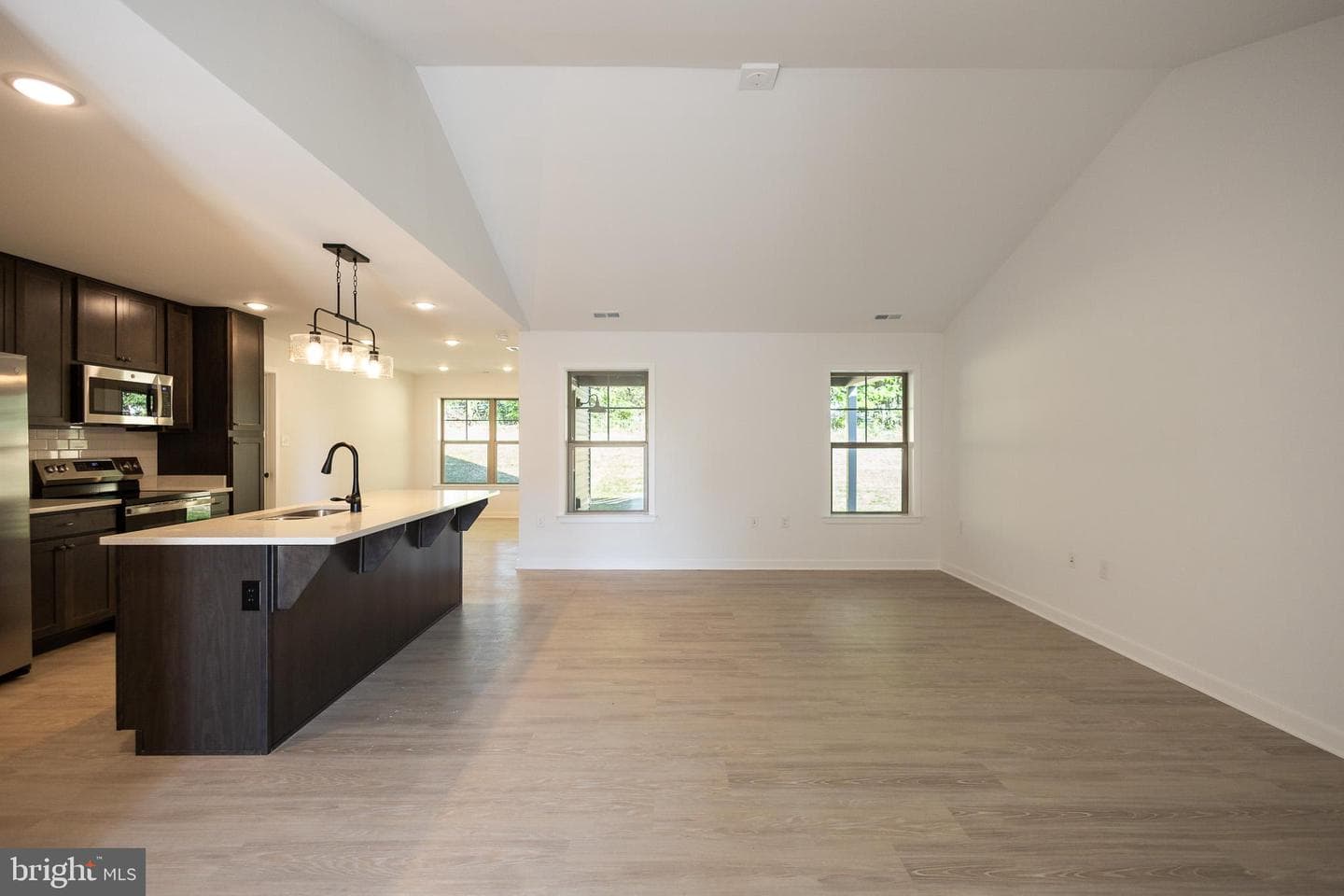 93 Haskell Drive photo 4