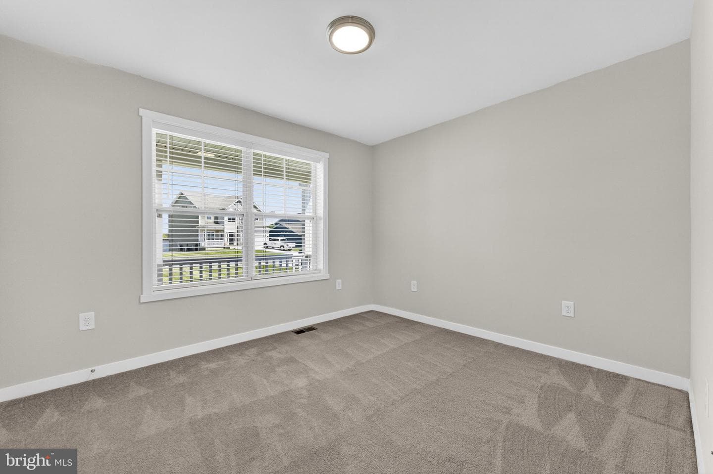 210 Lahaye Drive photo 27