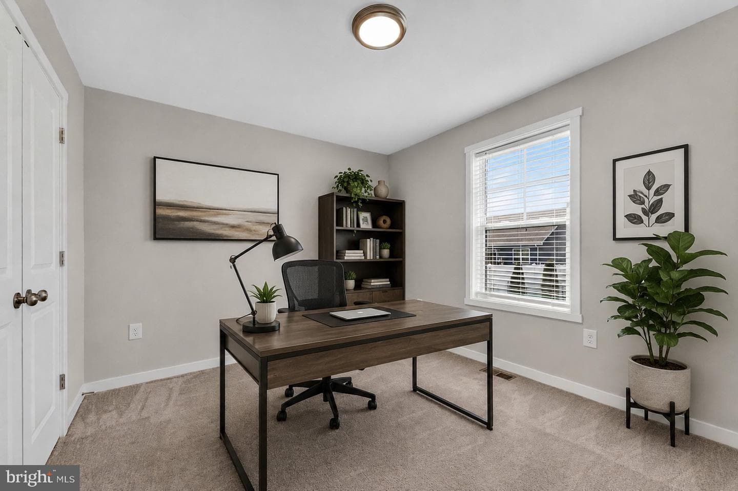 210 Lahaye Drive photo 4