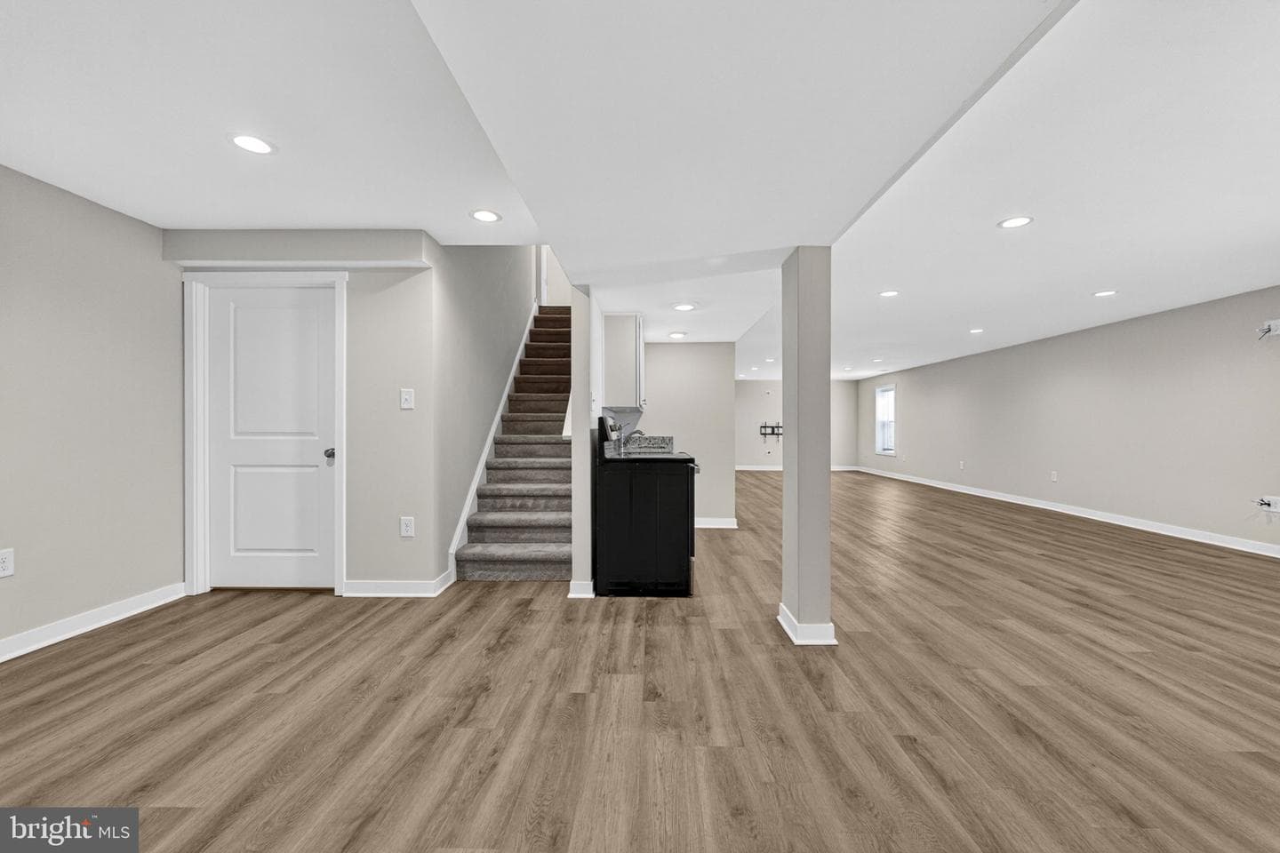 210 Lahaye Drive photo 41